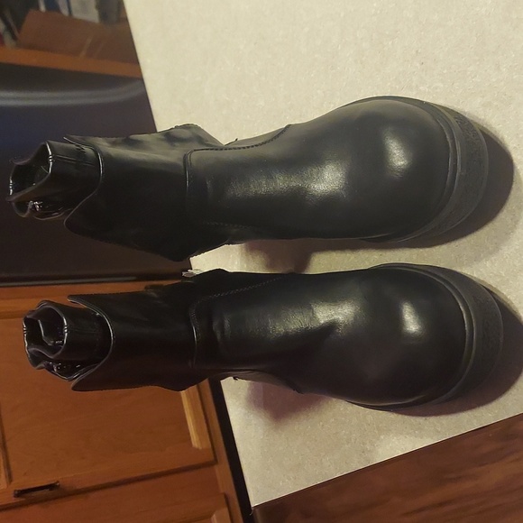 Women's Police 883 booties